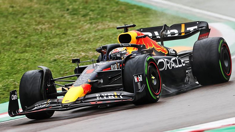 Πρώτη Pole Position της χρονιάς για τον Max Verstappen- Έκανε τον καλύτερο χρόνο στα χρονομετρημένα δοκιμαστικά