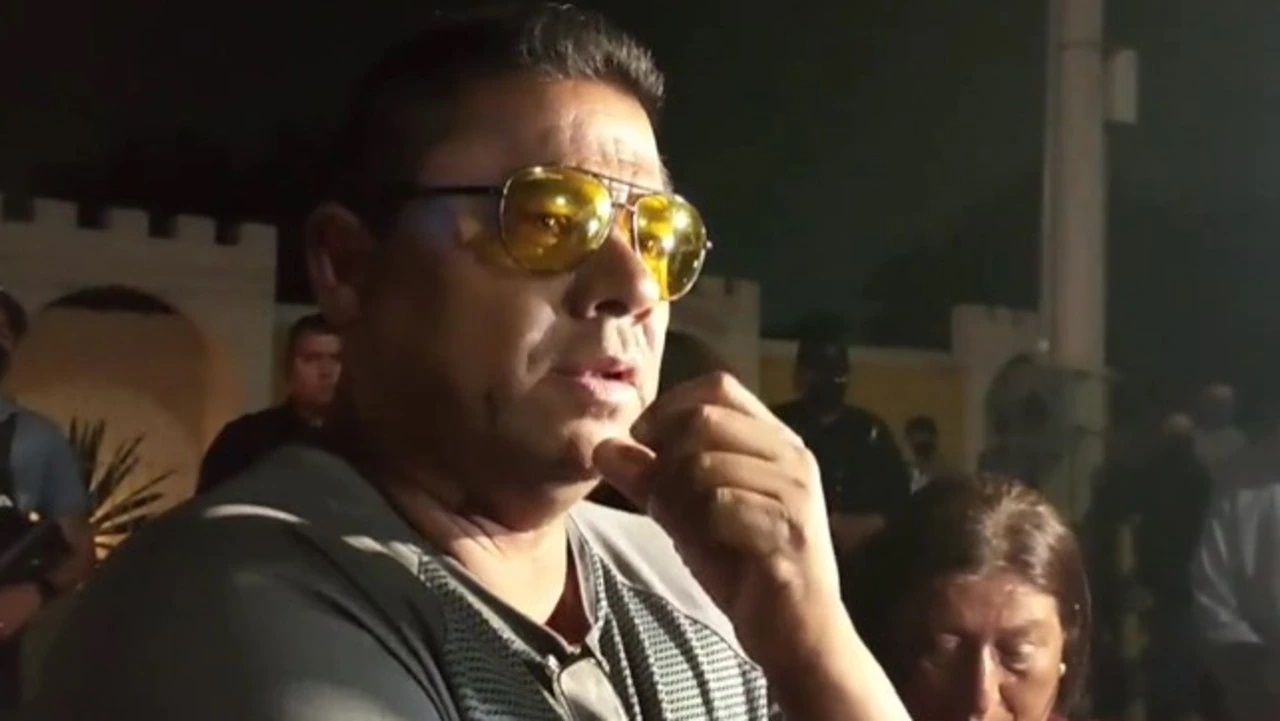 Ο πατέρας της Ντεμπάνι