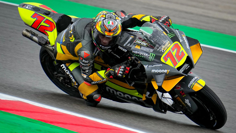 Μεγάλη έκπληξη στην 6η θέση για τον rookie, Marco Bezzecchi.