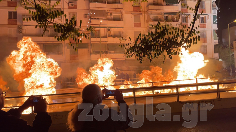 «Εκρηκτική» Ανάσταση στον Νέο Κόσμο