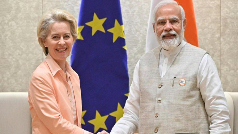 Φον ντερ Λάιεν: Απειλή για την ασφάλειά μας η επιθετικότητα της Ρωσίας