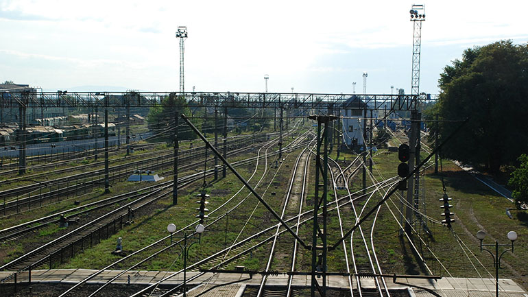 Ουκρανία: Πέντε σιδηροδρομικοί σταθμοί έγιναν στόχος επιθέσεων – Αναφορές για θύματα Ουκρανία: Πέντε σιδηροδρομικοί σταθμοί έγιναν στόχος επιθέσεων – Αναφορές για θύματα