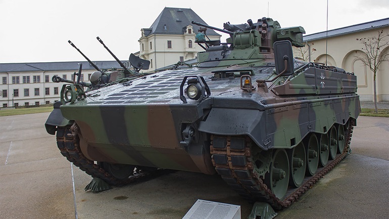 Ουκρανία: Η Γερμανία θα εγκρίνει την παράδοση τεθωρακισμένων στο Κίεβο