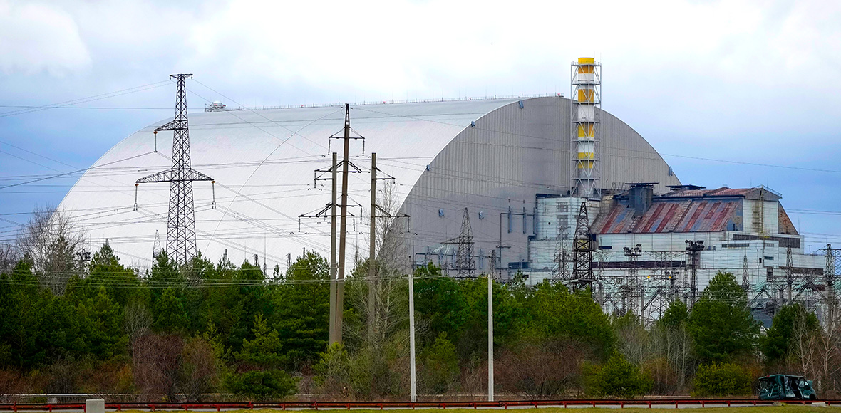 Το κέλυφος που συγκρατεί τη ραδιενέργεια του Τσέρνομπιλ