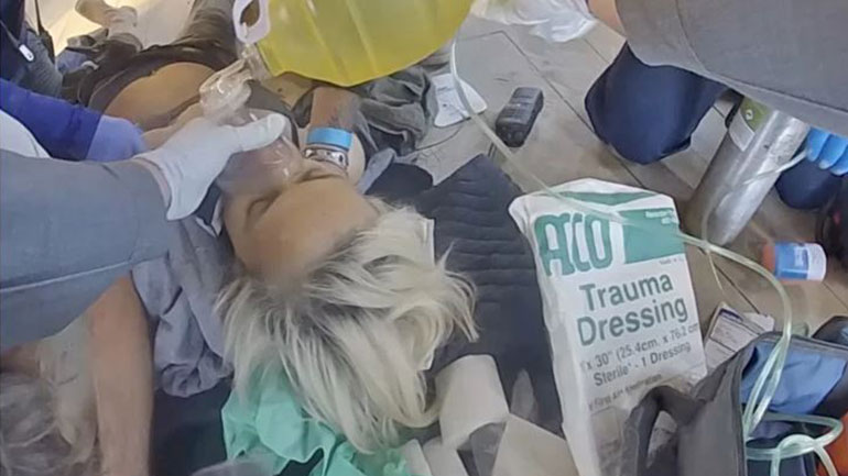 Οι τελευταίες στιγμές της Αλίνα Χάτσινς μετά τον πυροβολισμό της από τον Άλεκ Μπάλντουιν – Δείτε το βίντεο