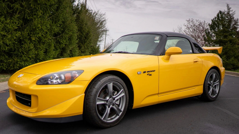 Εσείς πόσα θα πληρώνατε για ένα Honda S2000 CR με μόλις 198 χλμ. στο καντράν; 