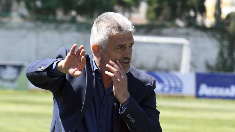 Επιστρέφει στην Καλαμάτα μετά από 17 χρόνια ο Σάκης Τσιώλης!