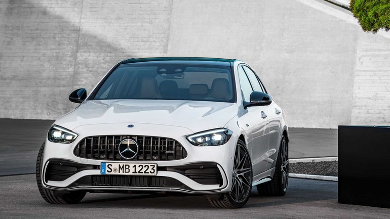 «Όπλο» η νέα Mercedes AMG C43 με 408 άλογα και στάνταρ τετραδιεύθυνση