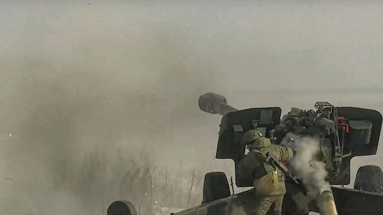 Η Ρωσία γνωστοποίησε ότι έπληξε 65 στρατιωτικούς στόχους στην Ουκρανία