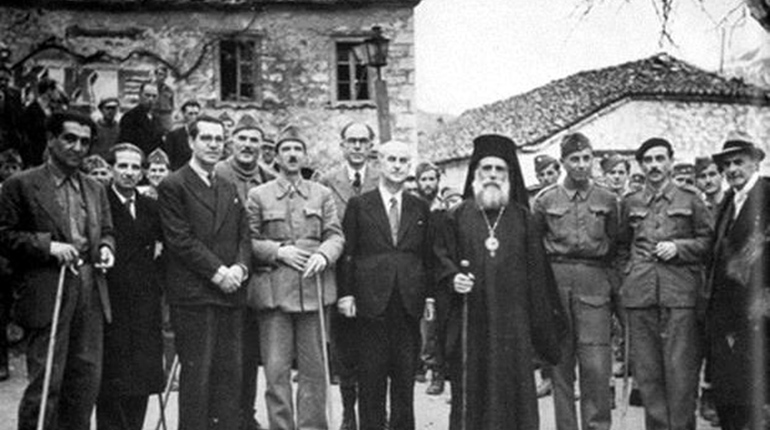 Ο ένας δεξιός, ο άλλος αριστερός, οι δυο κορυφαίοι Έλληνες οικονομολόγοι