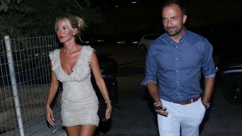 Ο Γιώργος Λιανός και Κωνσταντίνα Καραλέξη βαφτίζουν την κόρη τους