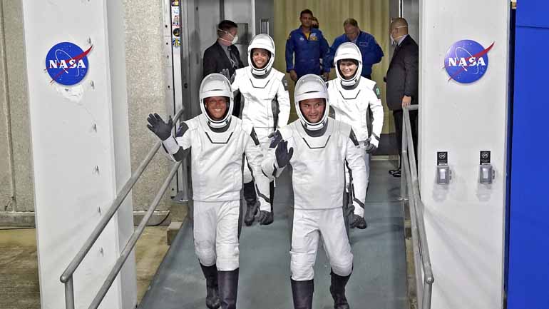 ΗΠΑ: Νέα πτήση της SpaceX ξεκίνησε το ταξίδι της για τον Διεθνή Διαστημικό Σταθμό