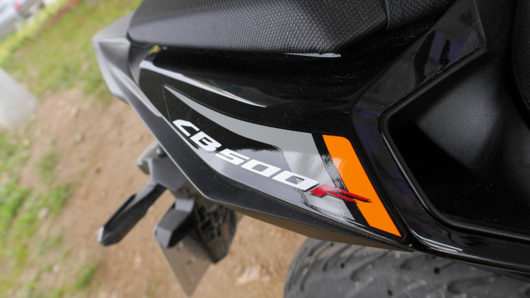 Η ουρά θυμίζει έντονα Fireblade!