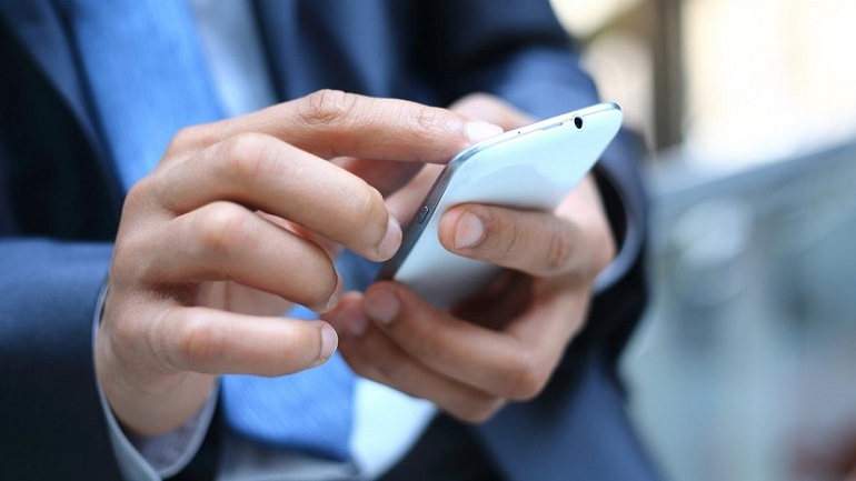 Έβαλε σε email τους τραπεζικούς του κωδικούς και του απέσπασαν 11.000 ευρώ!