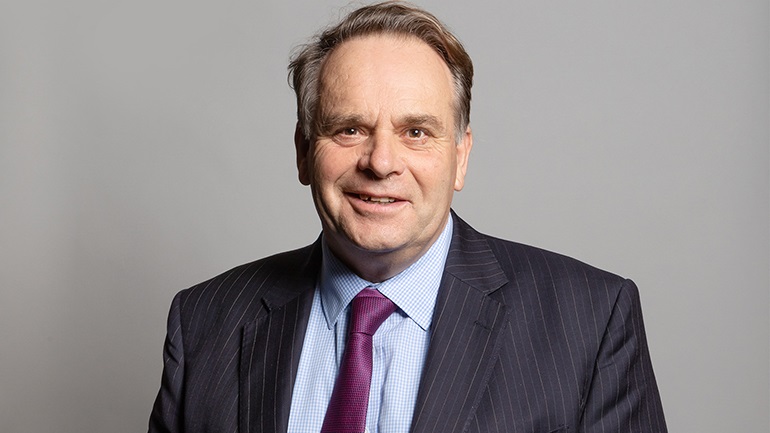 Μ. Βρετανία: Παραιτήθηκε ο βουλευτής των Συντηρητικών που έβλεπε πορνό στο Κοινοβούλιο