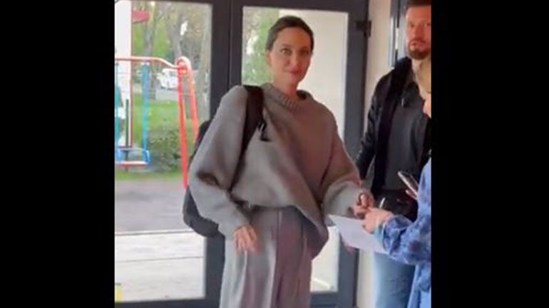 Στη Λβιβ η Αντζελίνα Τζολί