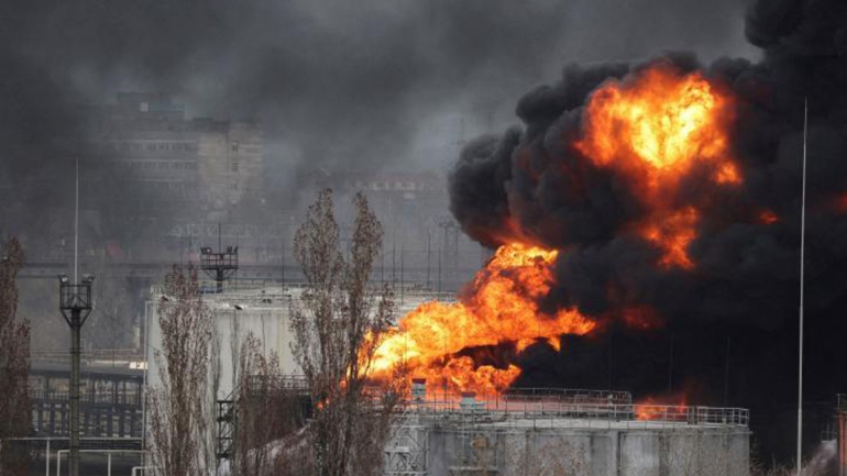 Επιθέσεις σε Οδησσό και Χερσώνα – Απομακρύνθηκαν άμαχοι από το εργοστάσιο Azovstal