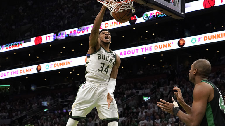 ΝΒΑ: Έκαναν το break οι Μπακς, 101-89 τους Σέλτικς με triple double του Αντετοκούνμπο