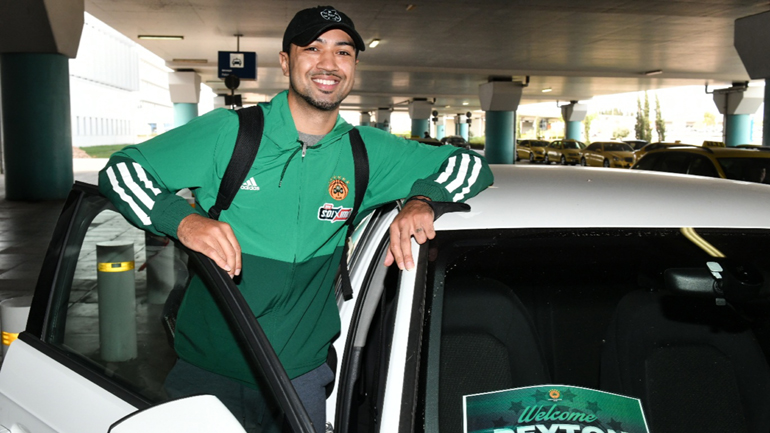 Παναθηναϊκός: Στην Αθήνα ο Πέιτον Σίβα – «Ήρθα για να βοηθήσω την ομάδα να πάρει το πρωτάθλημα»