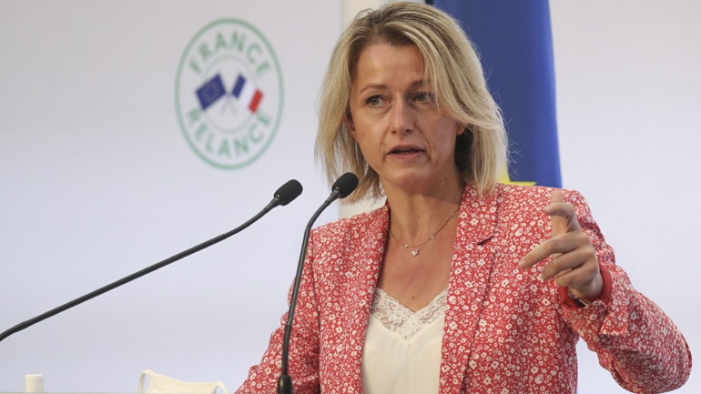 «Θα συνεχίσουμε να πληρώνουμε σε ευρώ ή σε δολάρια για το ρωσικό φυσικό αέριο» «Θα συνεχίσουμε να πληρώνουμε σε ευρώ ή σε δολάρια για το ρωσικό φυσικό αέριο»