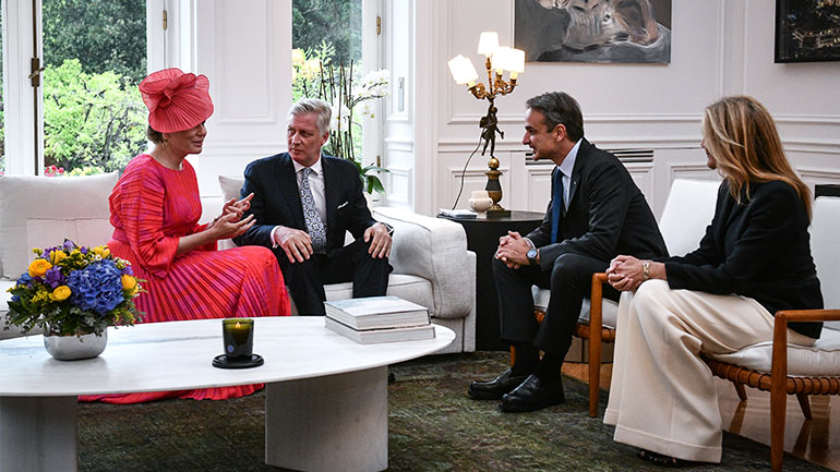 Στο Μέγαρο Μαξίμου το βασιλικό ζεύγος του Βελγίου