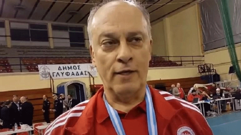 Θρήνος στο βόλεϊ του Ολυμπιακού για τον θάνατο του φροντιστή Βαγγέλη Ρούσσου σε τροχαίο