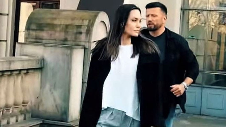 Βίντεο: Η στιγμή που η Angelina Jolie φυγαδεύεται σε ασφαλές σημείο ενώ ηχούν οι σειρήνες στη Λβιβ