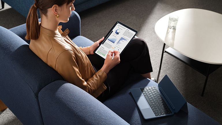 HUAWEI MateBook Ε: Aπόλυτη ευελιξία με επιδόσεις με αυτό το Laptop 2 σε 1