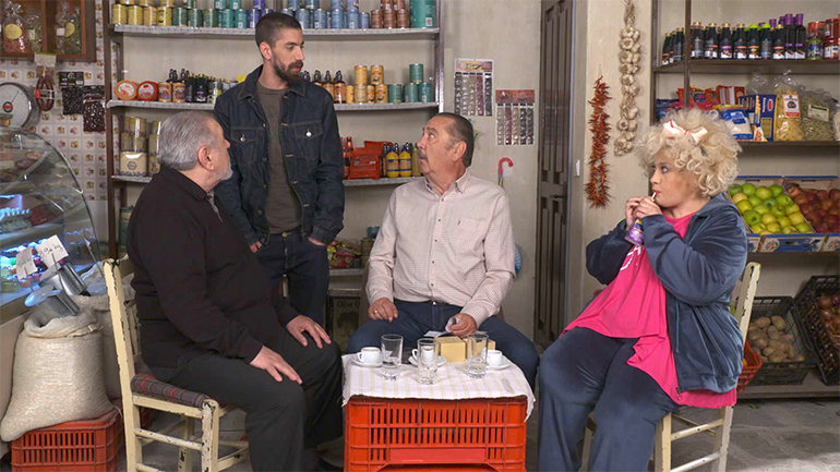 «Χαιρέτα μου τον Πλάτανο»:  Η Μάρμω ανακαλύπτει το μυστικό του Βαγγέλα