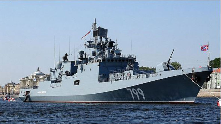 Φωτιά σε ρωσική φρεγάτα στη Μαύρη Θάλασσα