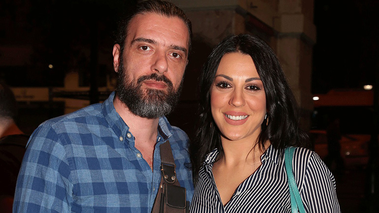 Σωτήρης Τσαφούλιας: «Η Άννα Μενενάκου δεν είναι το αξεσουάρ μου, εγώ είμαι το δικό της» Σωτήρης Τσαφούλιας: «Η Άννα Μενενάκου δεν είναι το αξεσουάρ μου, εγώ είμαι το δικό της»