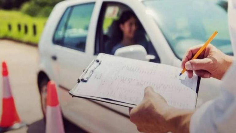 Κρήτη: Λιποθύμησε νεαρή ενώ έδινε εξετάσεις οδήγησης