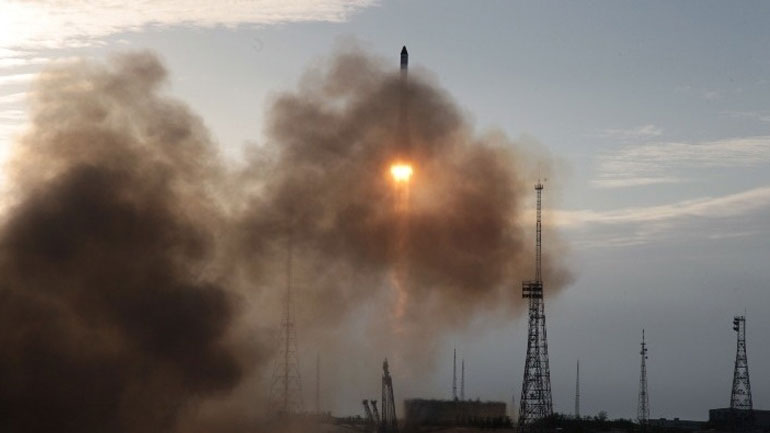 Roscosmos: Ένας Βρετανός μπλόγκερ και μια Λευκορωσίδα συνελήφθησαν στο κοσμοδρόμιο του Μπαϊκονούρ