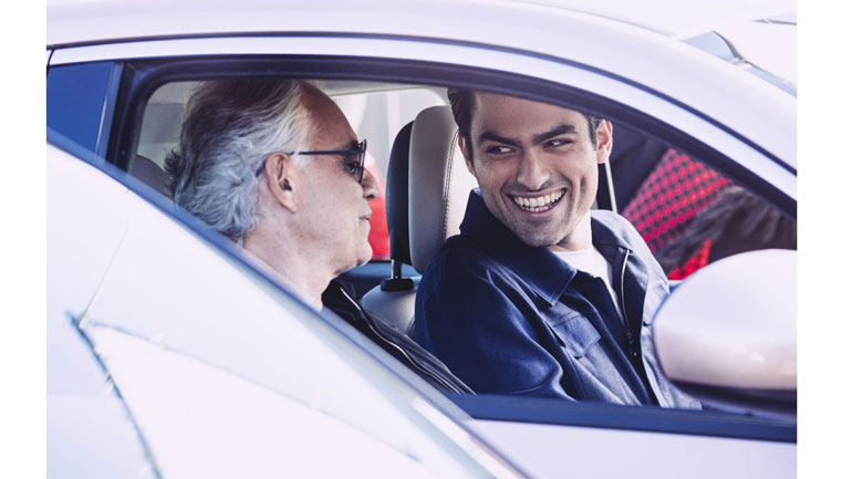 «La Prima by Bocelli» : Στον αέρα το single του Matteo Bocelli για τη νέα ειδική έκδοση του Fiat 500 