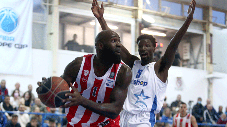 Πέρασε από τη Νίκαια ο Ολυμπιακός, 86-78 τον Ιωνικό