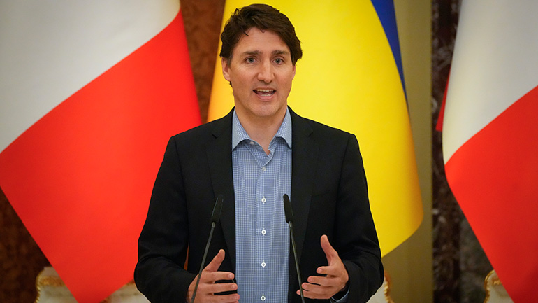 Ο πρωθυπουργός του Καναδά κατηγορεί τον Πούτιν για εγκλήματα πολέμου