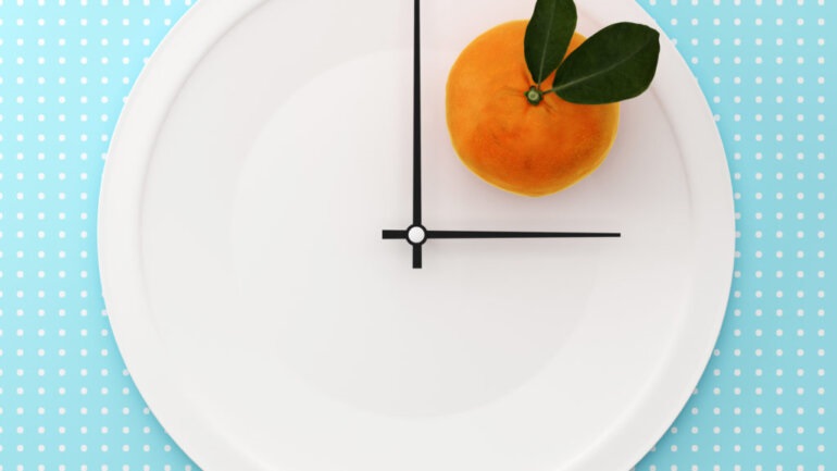 Μείωση θερμίδων και φαγητό τη σωστή ώρα της ημέρας οδηγεί σε μεγαλύτερη διάρκεια ζωής