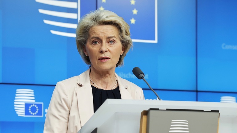 Στην Ουγγαρία μεταβαίνει η Ούρσουλα φον ντερ Λάιεν – Θα έχει συνάντηση με τον Β. Όρμπαν