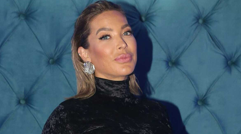 Αμαρυλλίς: Η πρώτη φωτογραφία με τον τριών μηνών γιο της