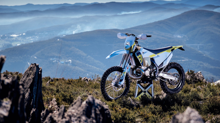 Τα δίχρονα μοντέλα έχουν αυτόματο σύστημα ρύθμισης του μείγματος.