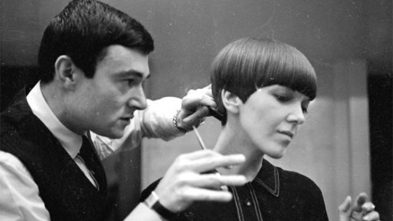 Σαν σήμερα έφυγε από τη ζωή ο άνθρωπος που «άλλαξε τον κόσμο με ένα ψαλίδι»