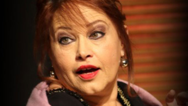 «Ο κατά φαντασίαν ασθενής»: H πληθωρική Τουανέτ βρίσκει τον εαυτό της στη Νικολέτα Βλαβιάνου