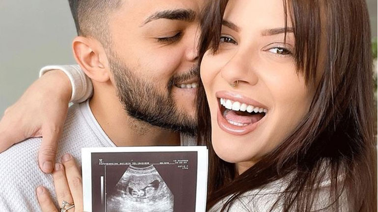 Λάουρα Νάργες: Η πρώτη ανάρτηση με φουσκωμένη κοιλιά για τη γιορτή της μητέρας