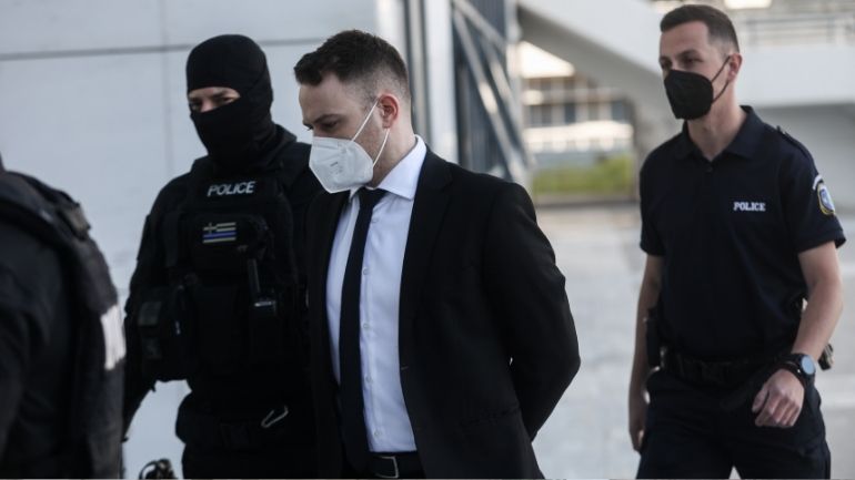 Έφθασε η ώρα της απολογίας για τον Μπάμπη Αναγνωστόπουλο