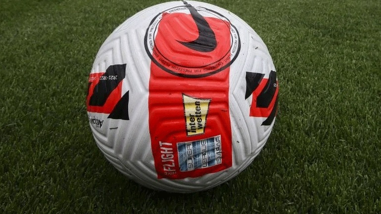 Τρία ντέρμπι σε Super League, Premier League και τελικός Κυπέλλου στην Ιταλία