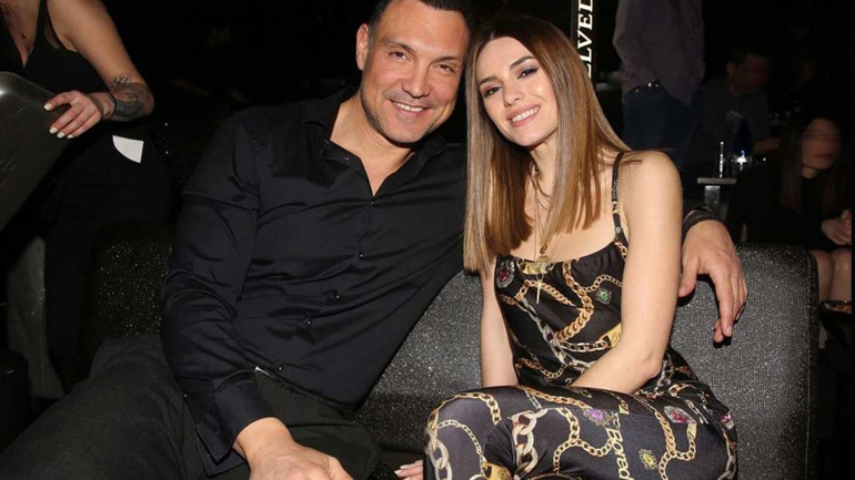 Έγκυος η Ιωάννα Σιαμπάνη – Ποζάρει στον φακό με φουσκωμένη κοιλιά