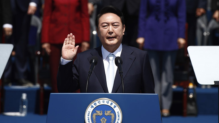 Νότια Κορέα: Την πλήρη αποπυρηνικοποίηση της Βόρειας Κορέας θα επιδιώξει ο νέος πρόεδρος