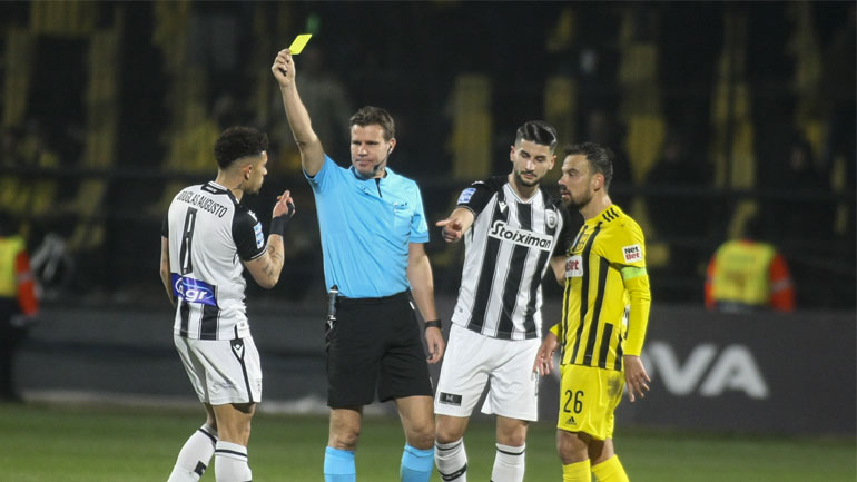 Πλέι οφ Super League: Ο Μπριχ στο ΠΑΟΚ-Άρης, ο Ρεϊνσρέιμπερ στο ντέρμπι «αιωνίων»