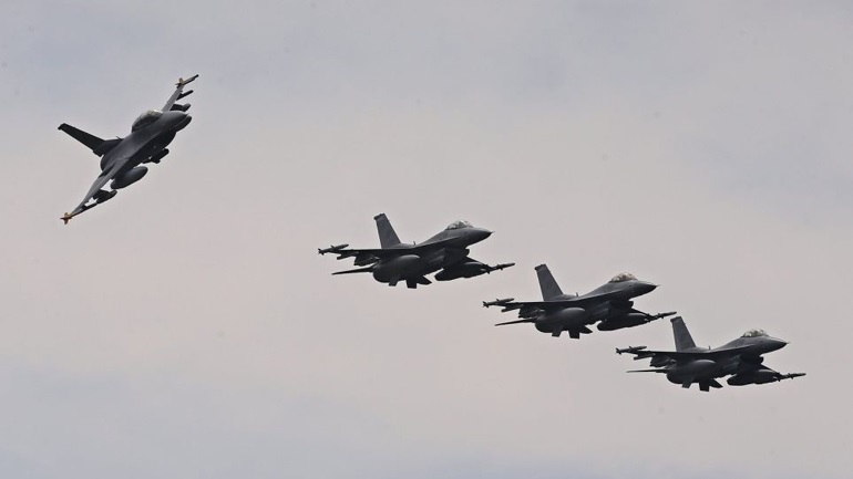 Αιγαίο: 31 παραβιάσεις από τουρκικά F-16 και UAV