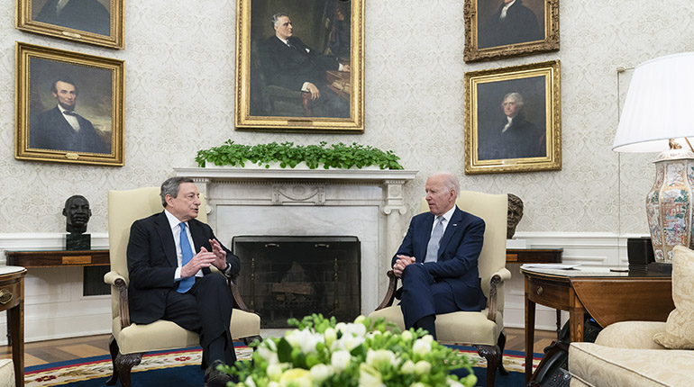 Συμφώνησαν Ντράγκι – Μπάιντεν στην ανάγκη επιβολής πλαφόν στην τιμή του φυσικού αερίου